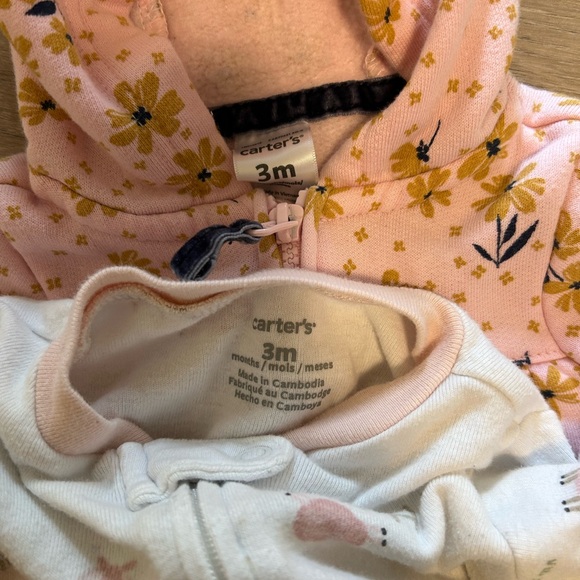 Bundle/Lot of 11 0-3 Month Baby Clothes - Picture 4 of 13